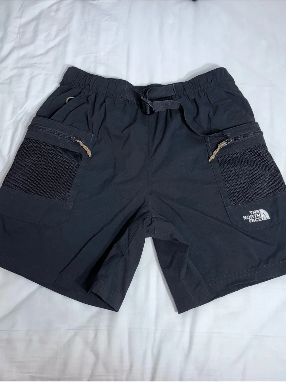 The North Face Men’s Black Athletic Mesh-Pocket Shorts